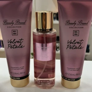 CREME CORPORAL  GLITER VELVET PETALS Brand collection
